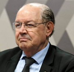 “A brincadeira do Roberto Campos em aumentar a Selic equivale a um ano de emendas”, diz parlamentar