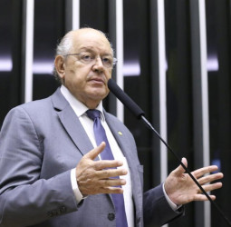 Deputado apoia CPI para investigar desvio de recursos do INSS