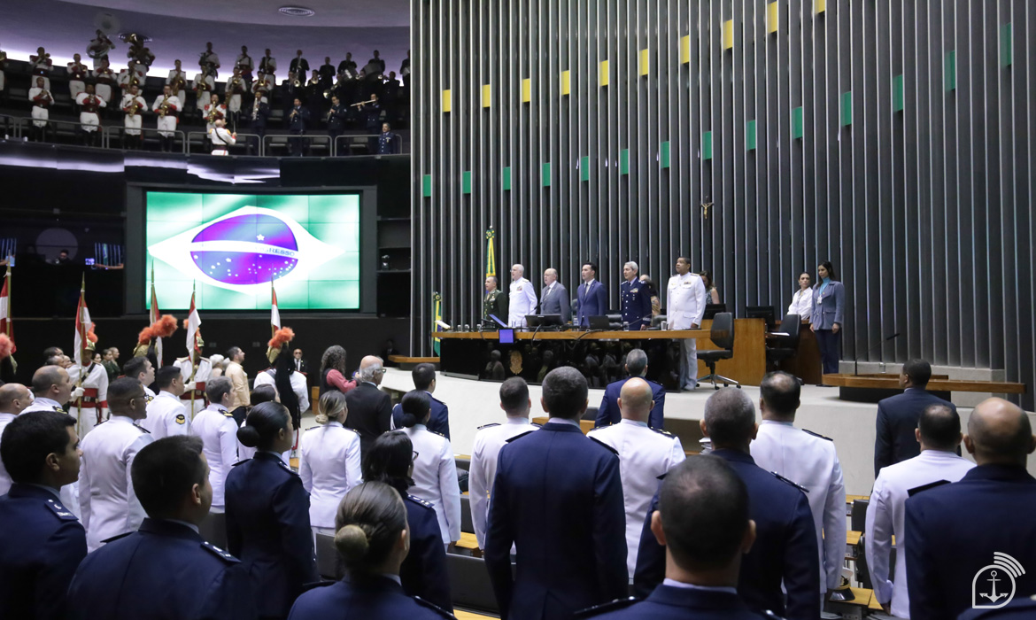 Câmara celebra 80 anos da participação da Marinha na II Guerra e honra bravura de seus marinheiros